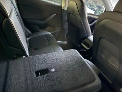 Tesla Model Y standard range rear-wheel drive version - фото 9