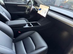 Tesla Model Y standard range rear-wheel drive version - фото 10