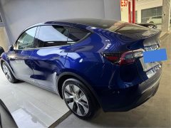 Tesla Model Y standard range rear-wheel drive version - фото 14