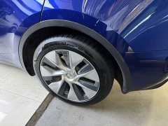 Tesla Model Y standard range rear-wheel drive version - фото 8