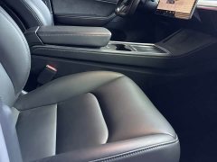 Tesla Model Y 2022 rear-wheel drive version - фото 15