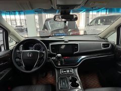 Honda Odyssey 2.0L Rui Enjoy Edition - фото 8
