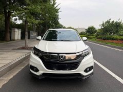 Lynk & Co Binzhi 2020 1.5L CVT Pioneer Edition - фото 1