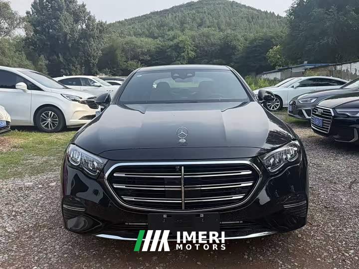 Mercedes-Benz E-Class E 260 L 4MATIC - автомобиль из Китая