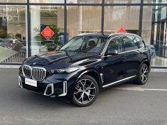 BMW X5 xDrive 30Li Exclusive M Sports Night Package - фото 1