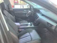Audi e-tron 2021 50 quattro luxury - фото 7