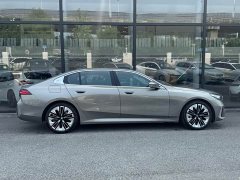 BMW 5 Series 530Li M Sport Luxury Package - фото 6