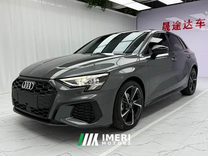 Audi A3 2022 Sportback 35 TFSI stylish and sporty - автомобиль из Китая
