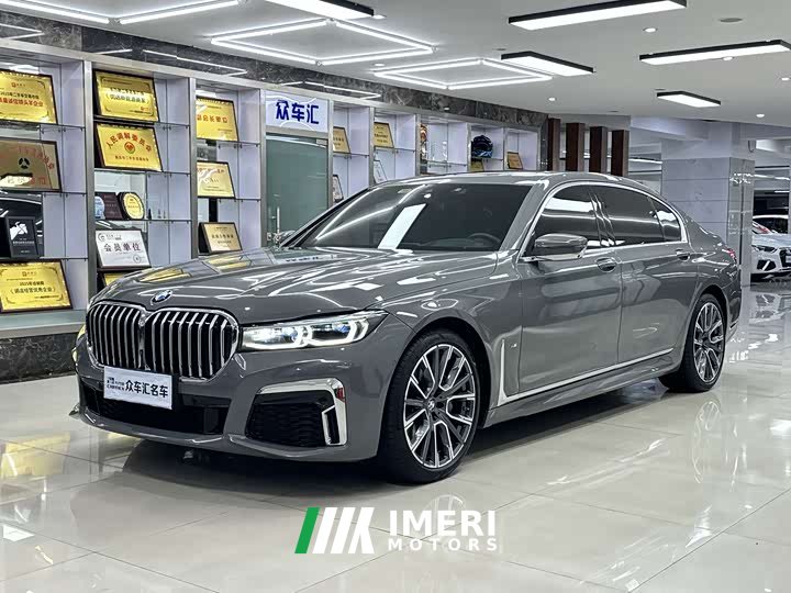 BMW 7 Series 2019 facelift 740Li Exclusive M Sports Package - автомобиль из Китая