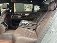 BMW 7 Series 2019 facelift 740Li Exclusive M Sports Package - фото 9