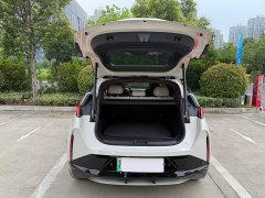 Zeekr X five-seater rear-wheel drive version - фото 19