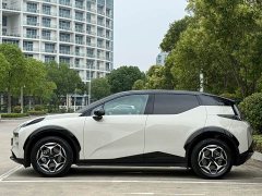 Zeekr X five-seater rear-wheel drive version - фото 3
