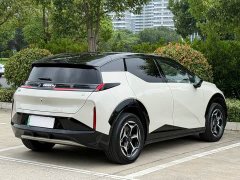 Zeekr X five-seater rear-wheel drive version - фото 5