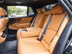 Lexus LS 500h Excellence Edition - фото 12