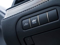 Lexus LS 500h Excellence Edition - фото 19