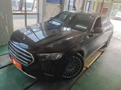 Mercedes-Benz E-Class E 300 L Luxury - фото 2