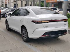 BYD Destroyer 05 DM-i 55KM Smooth Edition - фото 6