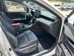 Toyota Venza 2023 2.0L CVT FWD Premium Edition - фото 11