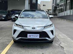 Toyota Venza 2023 2.0L CVT FWD Premium Edition - фото 2