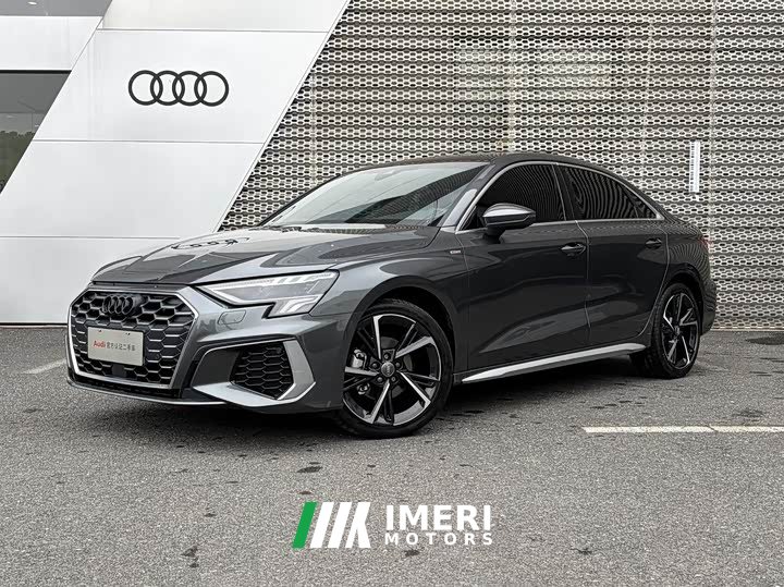 Audi A3 A3L Limousine 35 TFSI Fashionable and Sporty - автомобиль из Китая