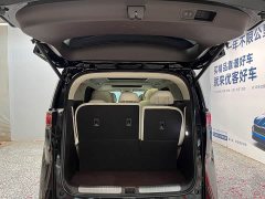 Denza D9 DM-i smart driving version 1020 four-wheel drive premium - фото 14