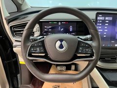 Denza D9 DM-i smart driving version 1020 four-wheel drive premium - фото 7
