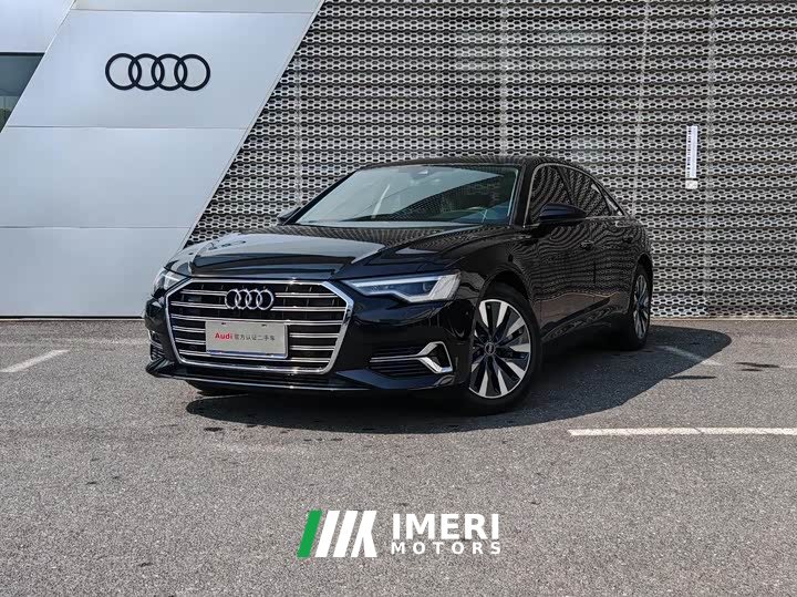 Audi A6L 40 TFSI luxury and elegant - автомобиль из Китая