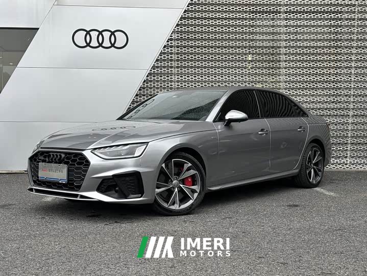 Audi A4L 2020 40 TFSI quattro luxury and dynamic - автомобиль из Китая
