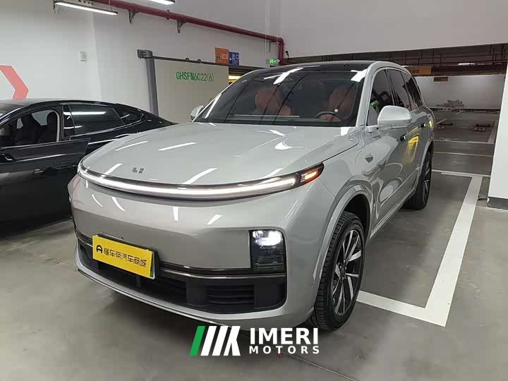 Li Auto Ideal L8 2023 Pro - автомобиль из Китая