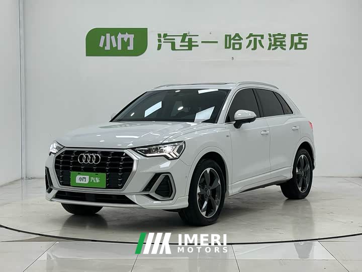 Audi Q3 35 TFSI Fashionable and Dynamic (1.4T) - автомобиль из Китая