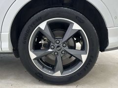 Audi Q3 35 TFSI Fashionable and Dynamic (1.4T) - фото 17
