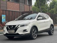 Nissan Qashqai 2.0L CVT XV Prem Deluxe Edition - фото 1