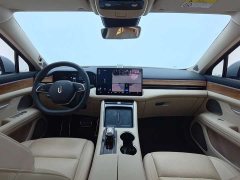 AITO Wenjie M5 extended range four-wheel drive smart driving version - фото 3
