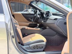 Lexus ES 2022 200 Excellence Edition - фото 8