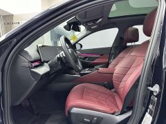 BMW 5 Series 530Li Leading M Sports Package - фото 10