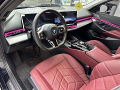 BMW 5 Series 530Li Leading M Sports Package - фото 12
