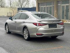 Lexus ES 2022 300h Excellence Edition - фото 4