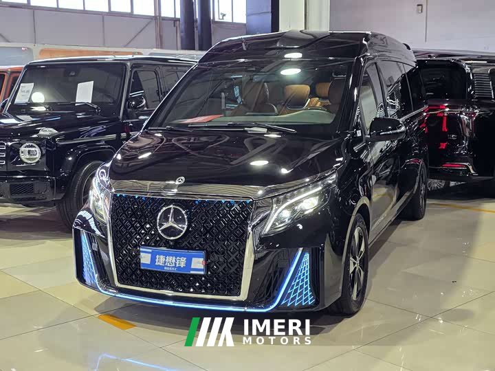 Mercedes-Benz V-Class 2022 V 260 L Long Wheelbase Premium Edition - автомобиль из Китая