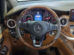Mercedes-Benz V-Class 2022 V 260 L Long Wheelbase Premium Edition - фото 14