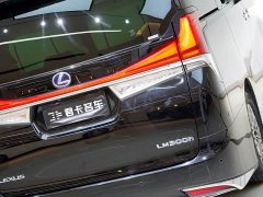 Lexus LM 2020 300h four-seat Royal Edition - фото 8