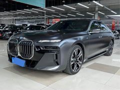 BMW 7 Series facelift 740Li exclusive M sports package - фото 1