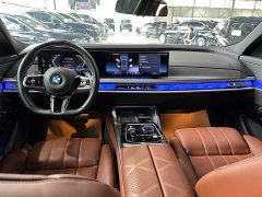 BMW 7 Series facelift 740Li exclusive M sports package - фото 13