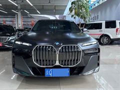 BMW 7 Series facelift 740Li exclusive M sports package - фото 2