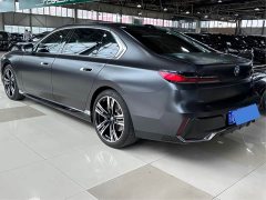 BMW 7 Series facelift 740Li exclusive M sports package - фото 6