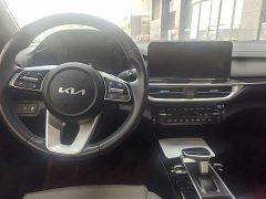Kia K3 1.5L CVT Deluxe Edition - фото 6