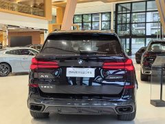 BMW X5 2023 xDrive 30Li Exclusive M Sports Night Package - фото 4