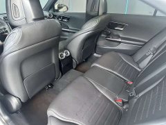 Mercedes-Benz C-Class facelift three C 260 L sports version - фото 9