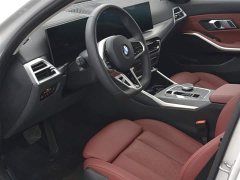BMW 3 Series 2025 325i M Sport Package - фото 9