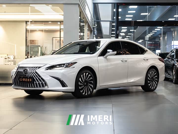 Lexus ES 200 Special Limited Edition - автомобиль из Китая
