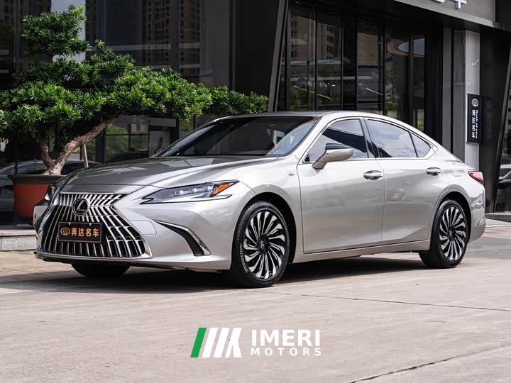 Lexus ES 200 Special Limited Edition - автомобиль из Китая